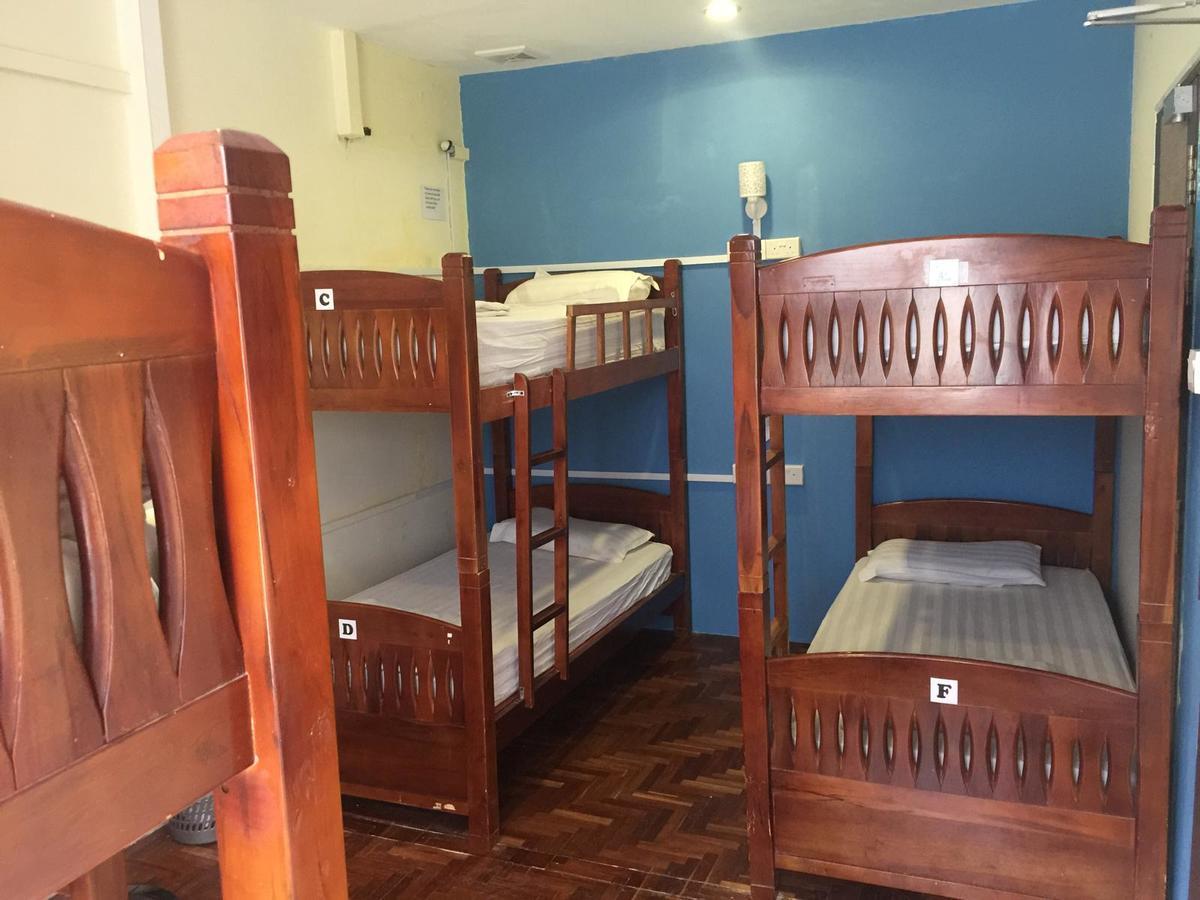 Mercury Backpackers Asrama *